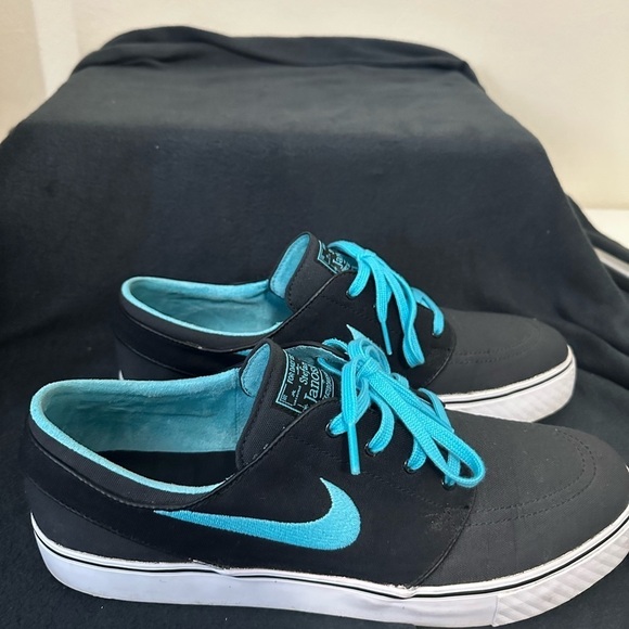 Nike Zoom Stefan Janoski PR Leather and Canvas Black with Blue - Picture 3 of 9